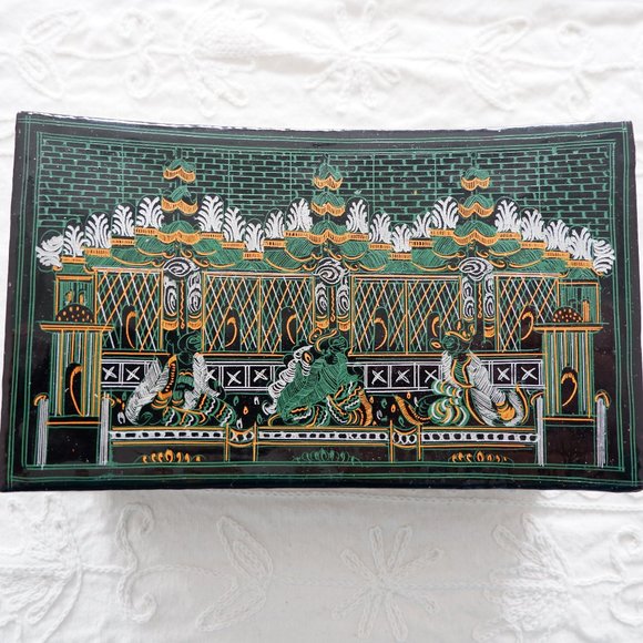 Laquered Keepsake Box - Picture 2 of 9